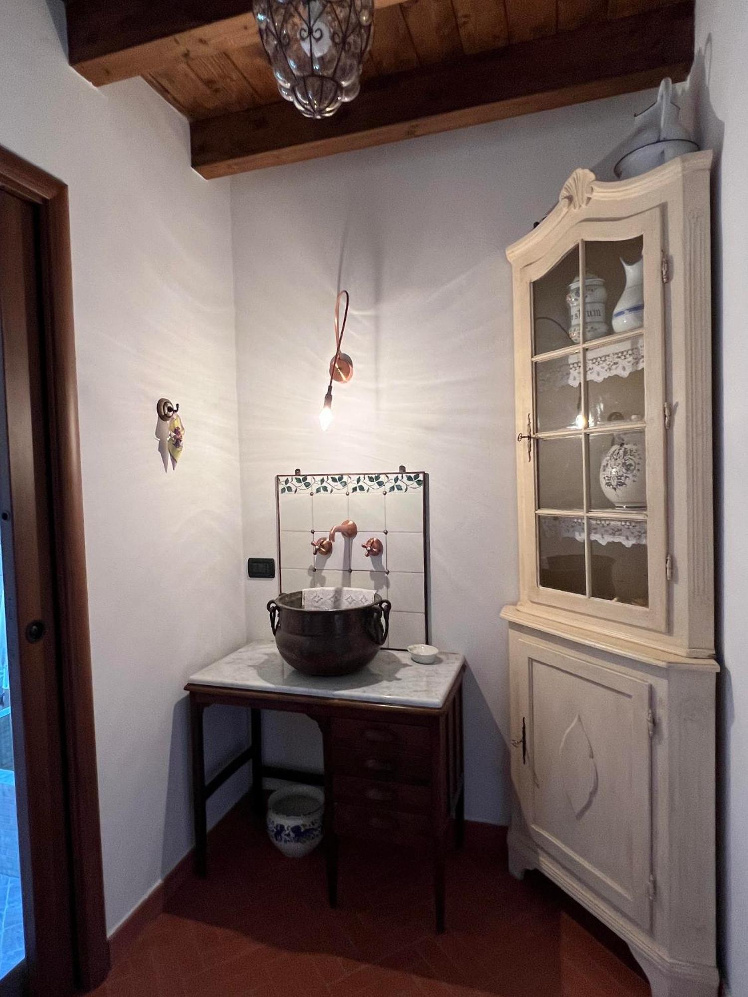 Casa Boru - A Beautiful Fully Restored Spacious House With Fantastic Views Calice al Cornoviglio エクステリア 写真