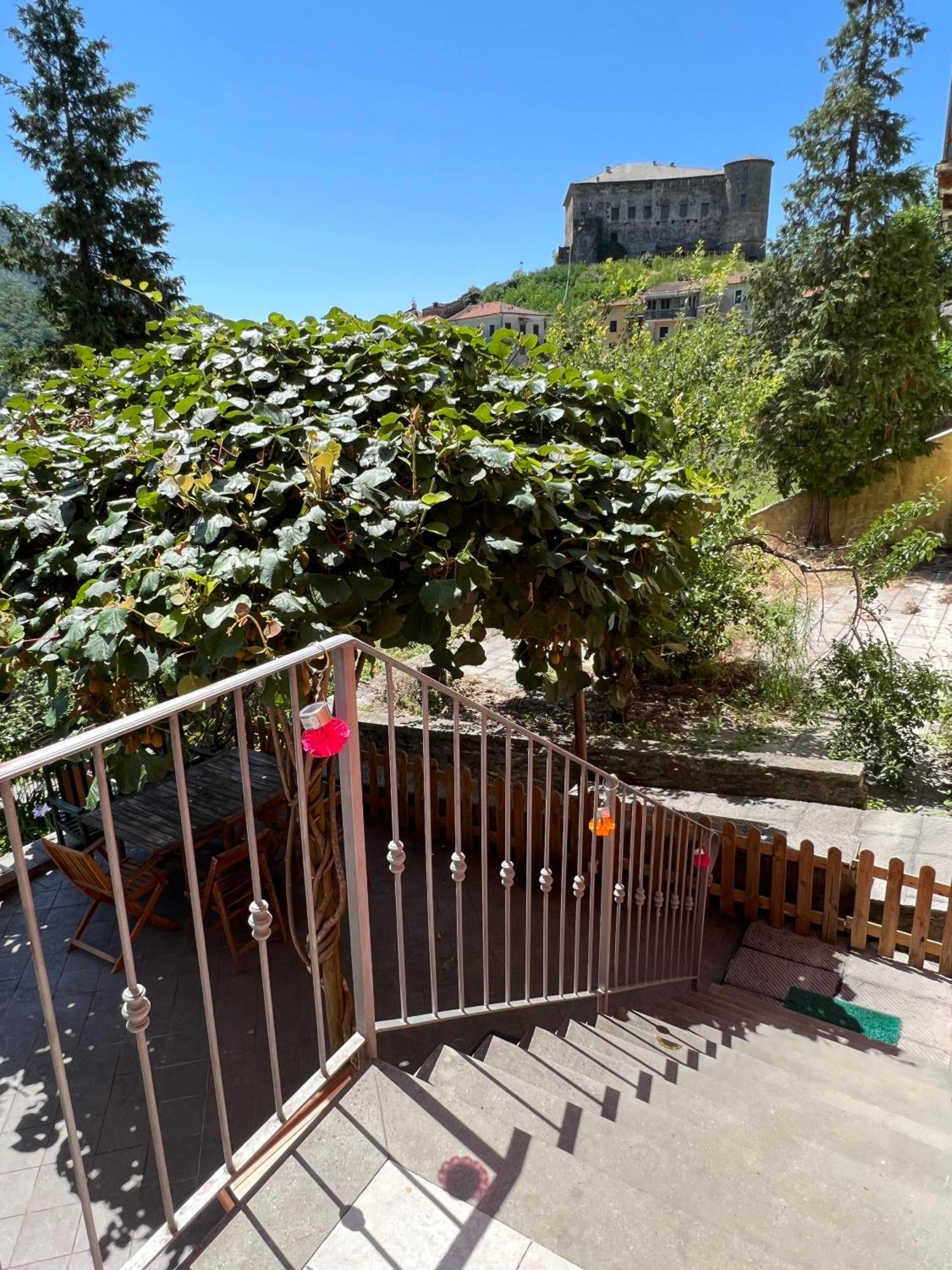 Casa Boru - A Beautiful Fully Restored Spacious House With Fantastic Views Calice al Cornoviglio エクステリア 写真